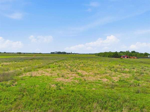 3 Acres of Residential Land for Sale in Iowa, Louisiana