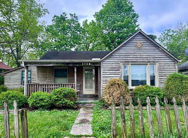 1.5 Acres of Land with Home for Sale in Metamora, Indiana
