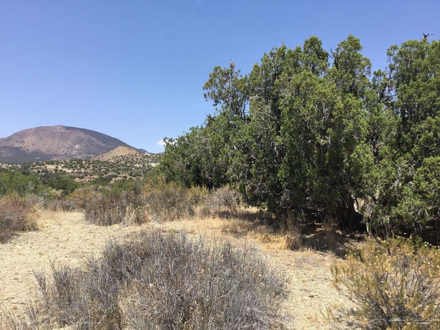 2 Acres of Residential Land for Sale in Tehachapi, California