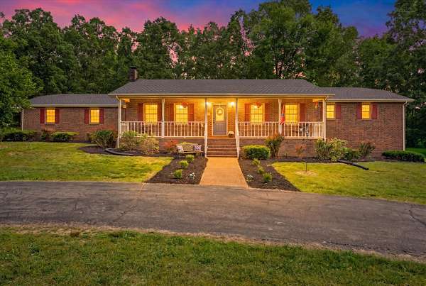 1.78 Acres of Land with Home for Sale in Tennessee Ridge, Tennessee