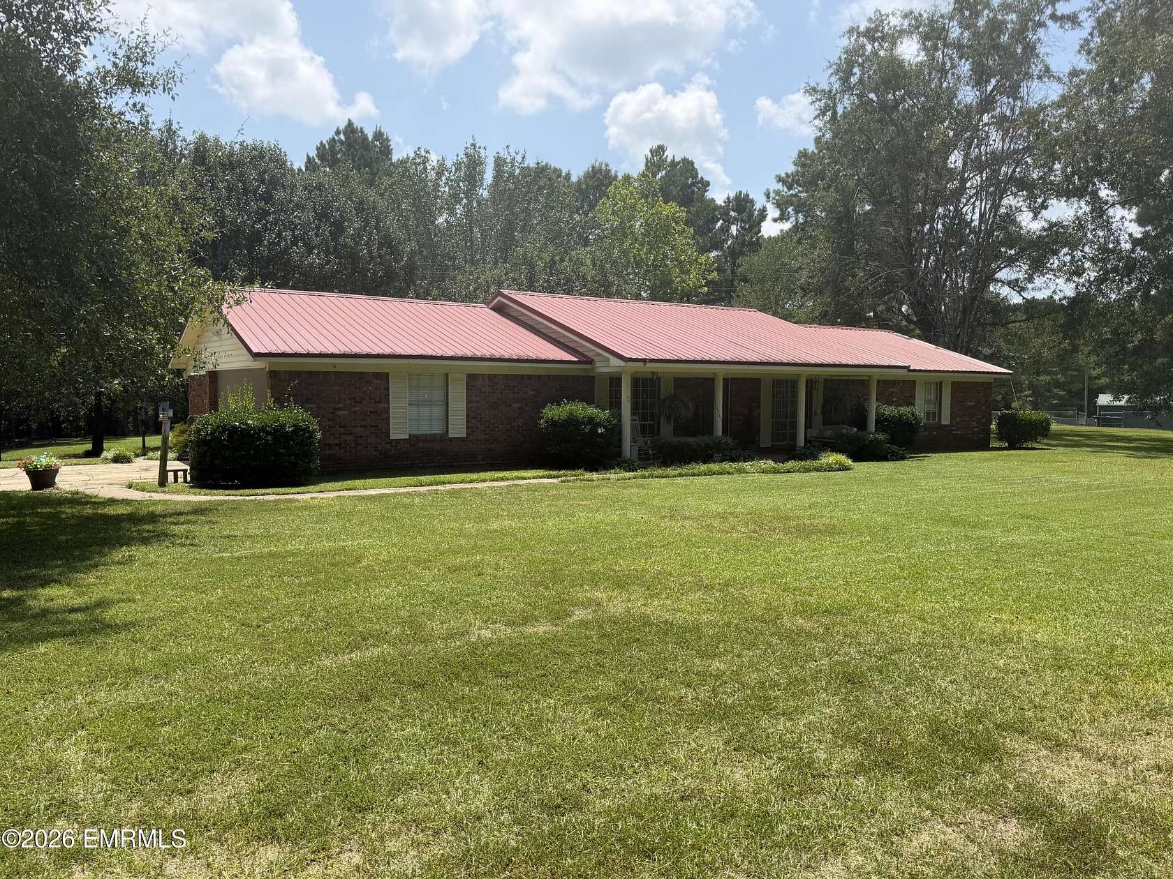 4 Acres of Land with Home for Sale in Philadelphia, Mississippi