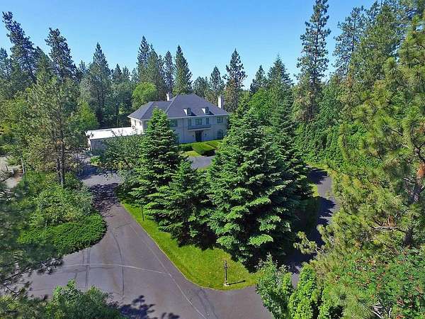 1.5 Acres of Land with Home for Lease in Spokane, Washington