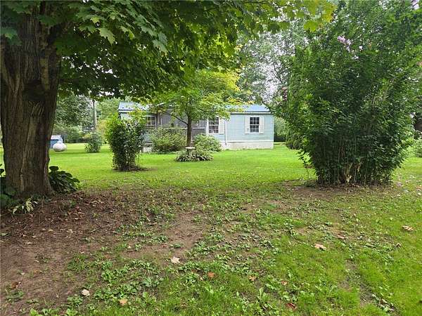 9.34 Acres of Land with Home for Sale in Savannah, New York