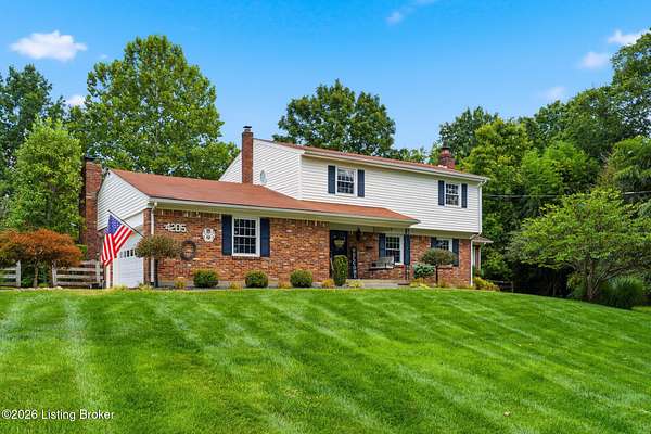 2.6 Acres of Land with Home for Sale in Crestwood, Kentucky