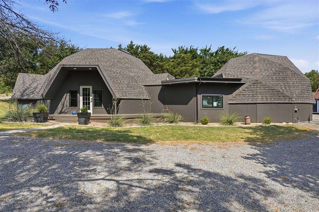 2.19 Acres of Land with Home for Sale in Weatherford, Oklahoma