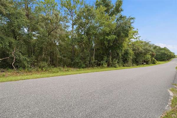 3.85 Acres of Residential Land for Sale in Hernando, Florida