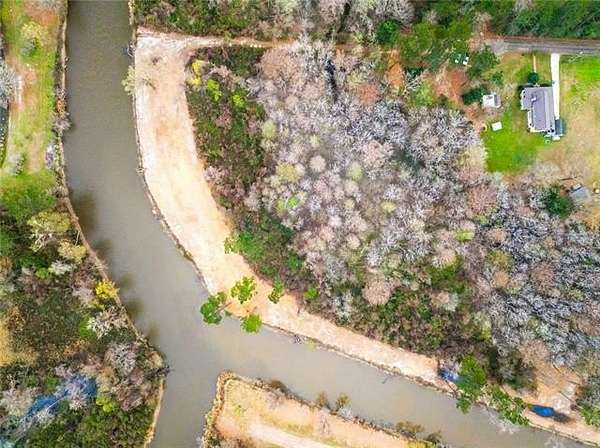 5.57 Acres of Residential Land for Sale in Ponchatoula, Louisiana