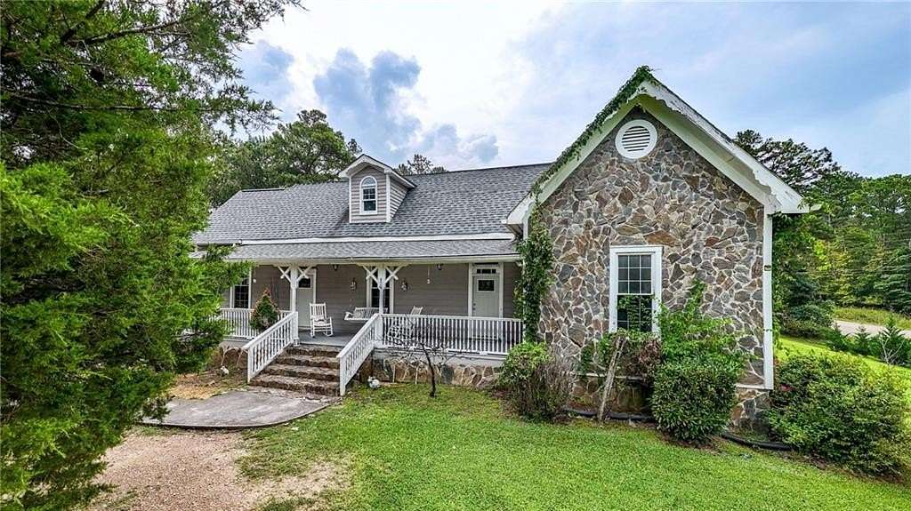 2 Acres of Land with Home for Sale in Rome, Georgia