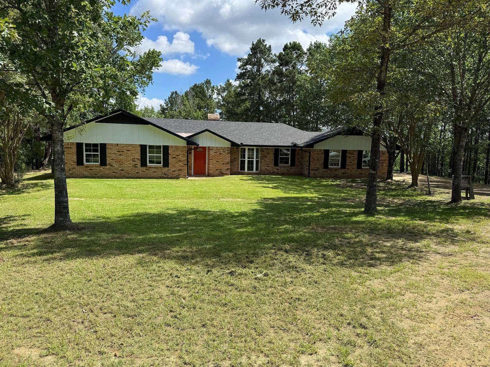 3.75 Acres of Land with Home for Sale in Zwolle, Louisiana