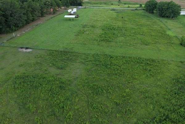 10 Acres of Land for Sale in McDavid, Florida