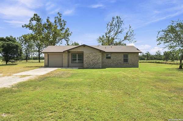 1.5 Acres of Land with Home for Sale in St. Hedwig, Texas