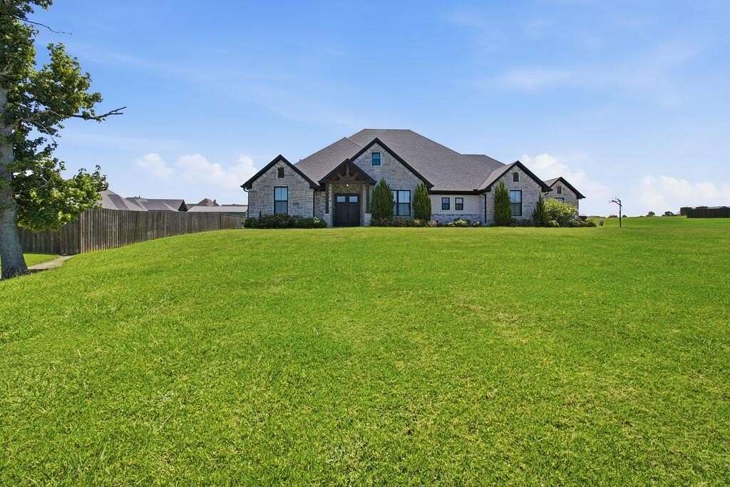 2.3 Acres of Land with Home for Sale in Tatum, Texas
