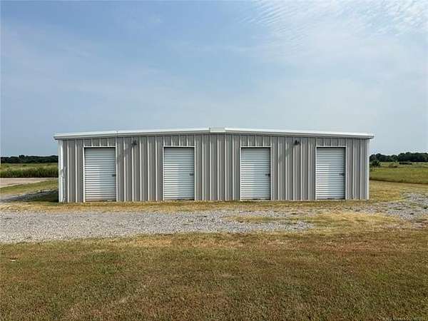 5 Acres of Improved Commercial Land for Sale in Porter, Oklahoma