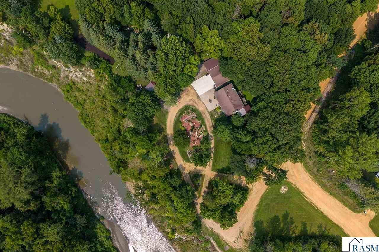 20 Acres of Recreational Land with Home for Sale in Good Thunder, Minnesota