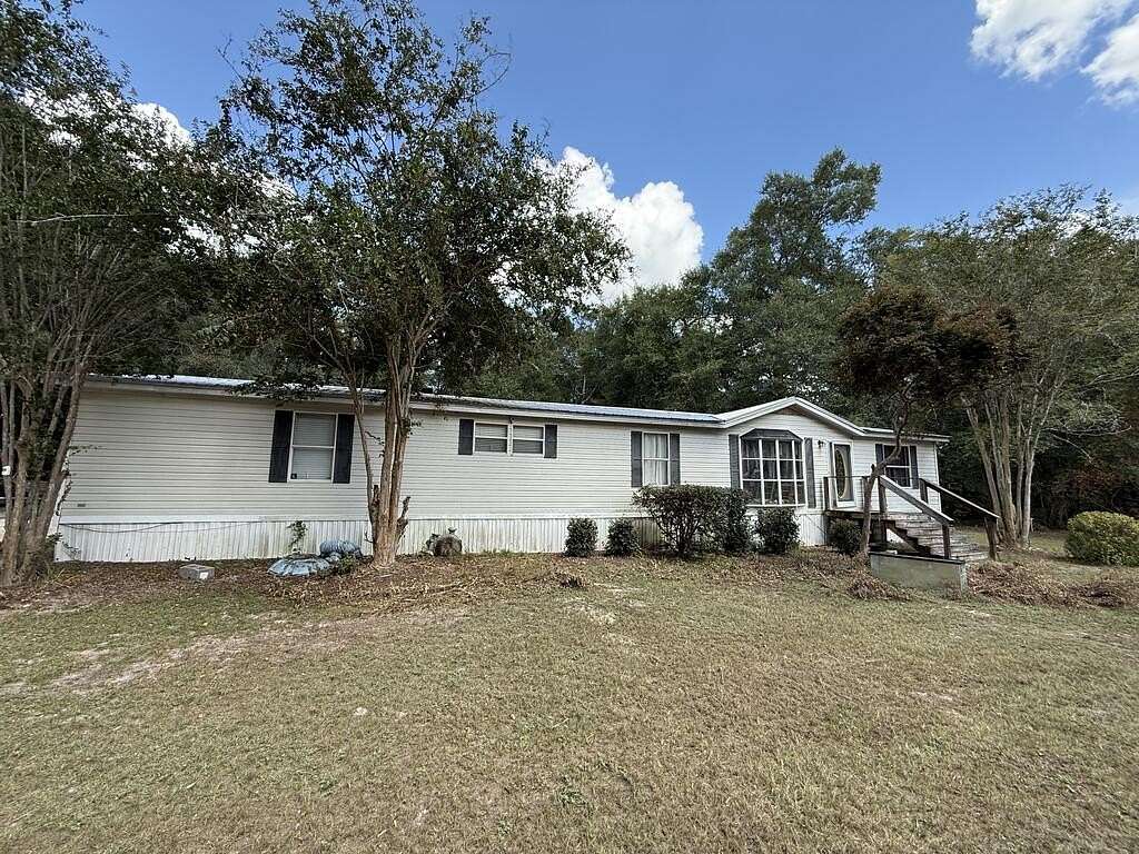 2.82 Acres of Land with Home for Sale in Ochlocknee, Georgia
