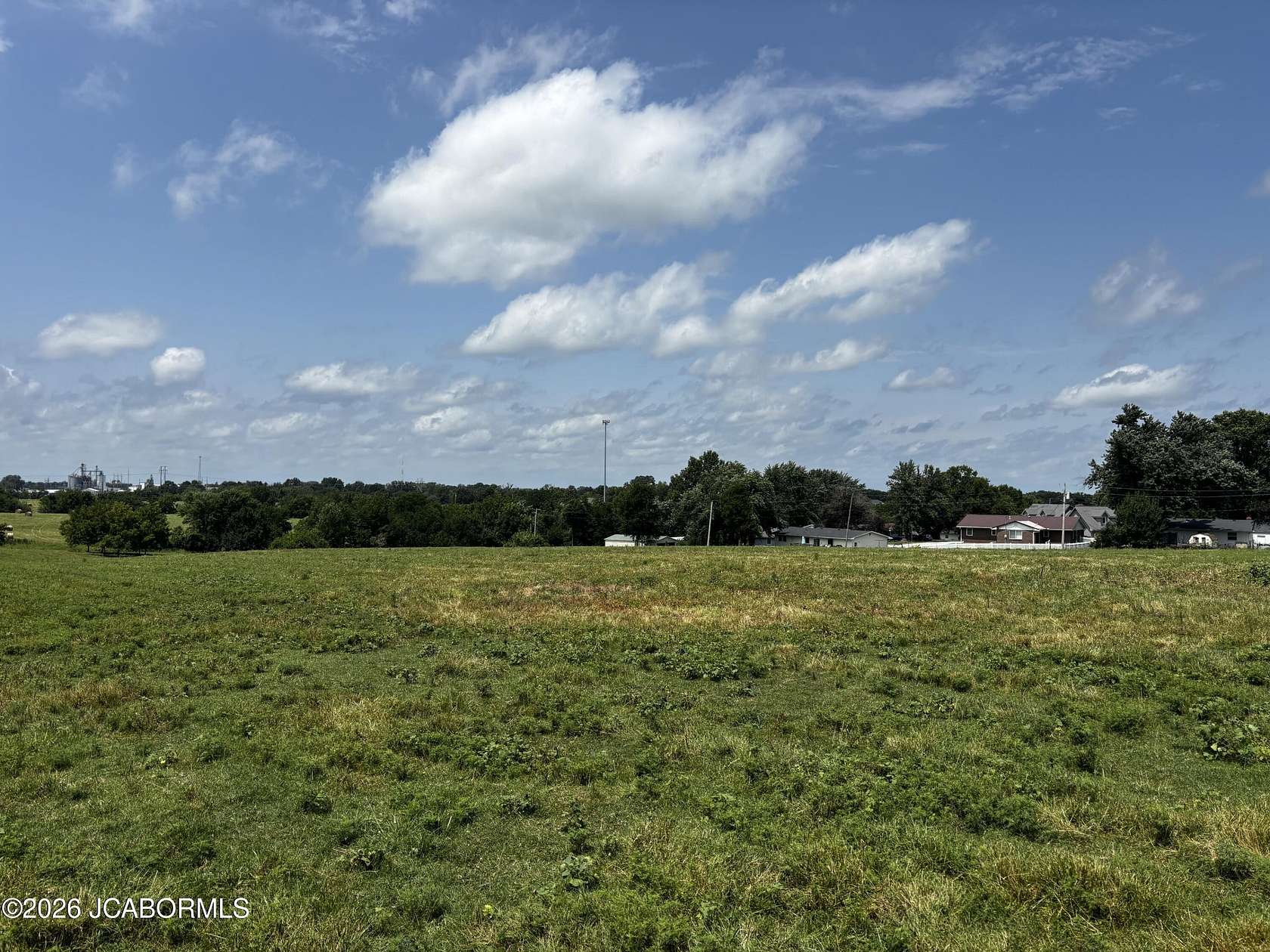 11.3 Acres of Land for Sale in California, Missouri