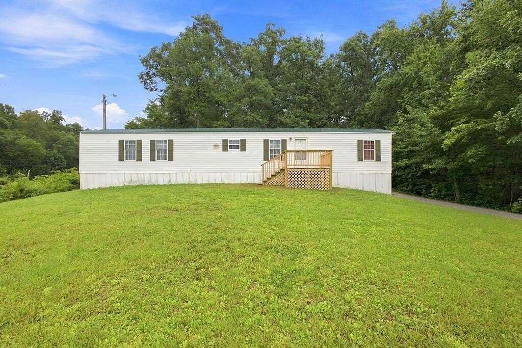 2 Acres of Land with Home for Sale in Pioneer, Tennessee