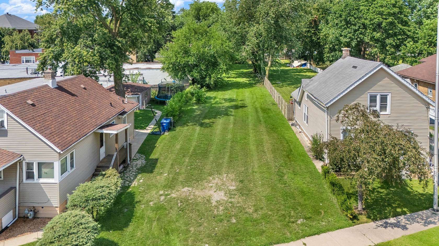 0.29 Acres of Residential Land for Sale in Blue Island, Illinois