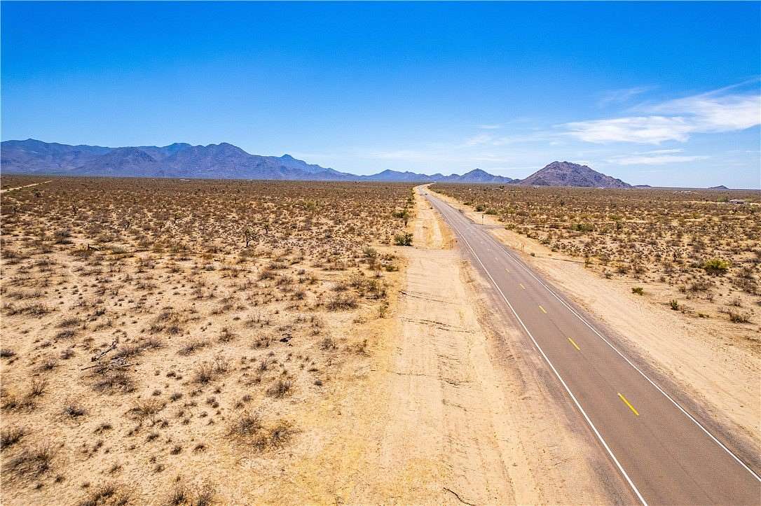 38 Acres of Land for Sale in Yucca, Arizona