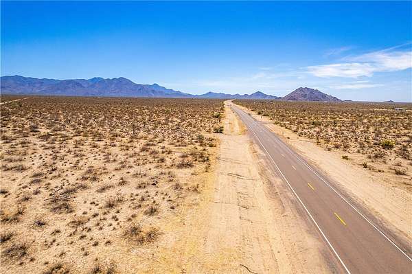 38 Acres of Land for Sale in Yucca, Arizona