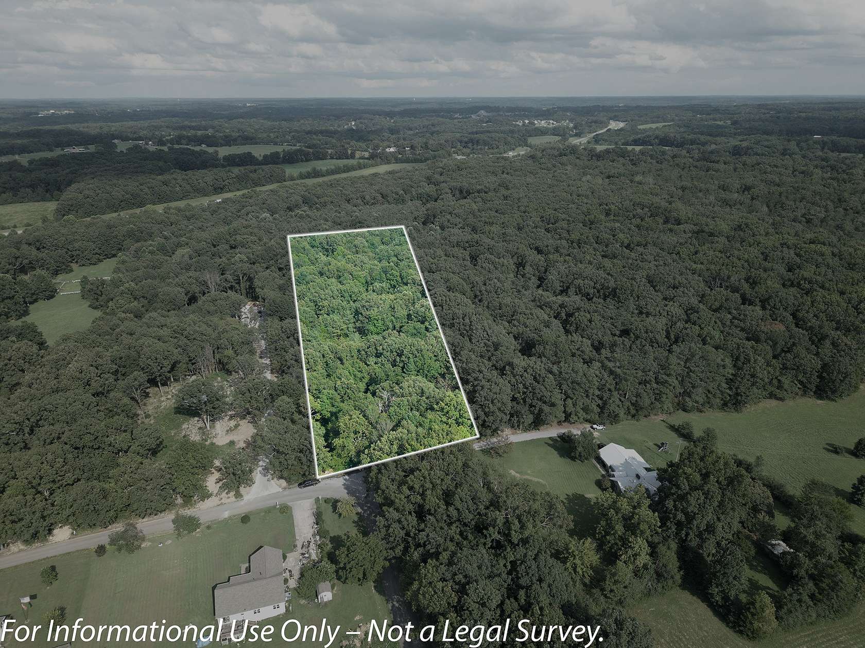 5 Acres of Residential Land for Sale in Bon Aqua, Tennessee