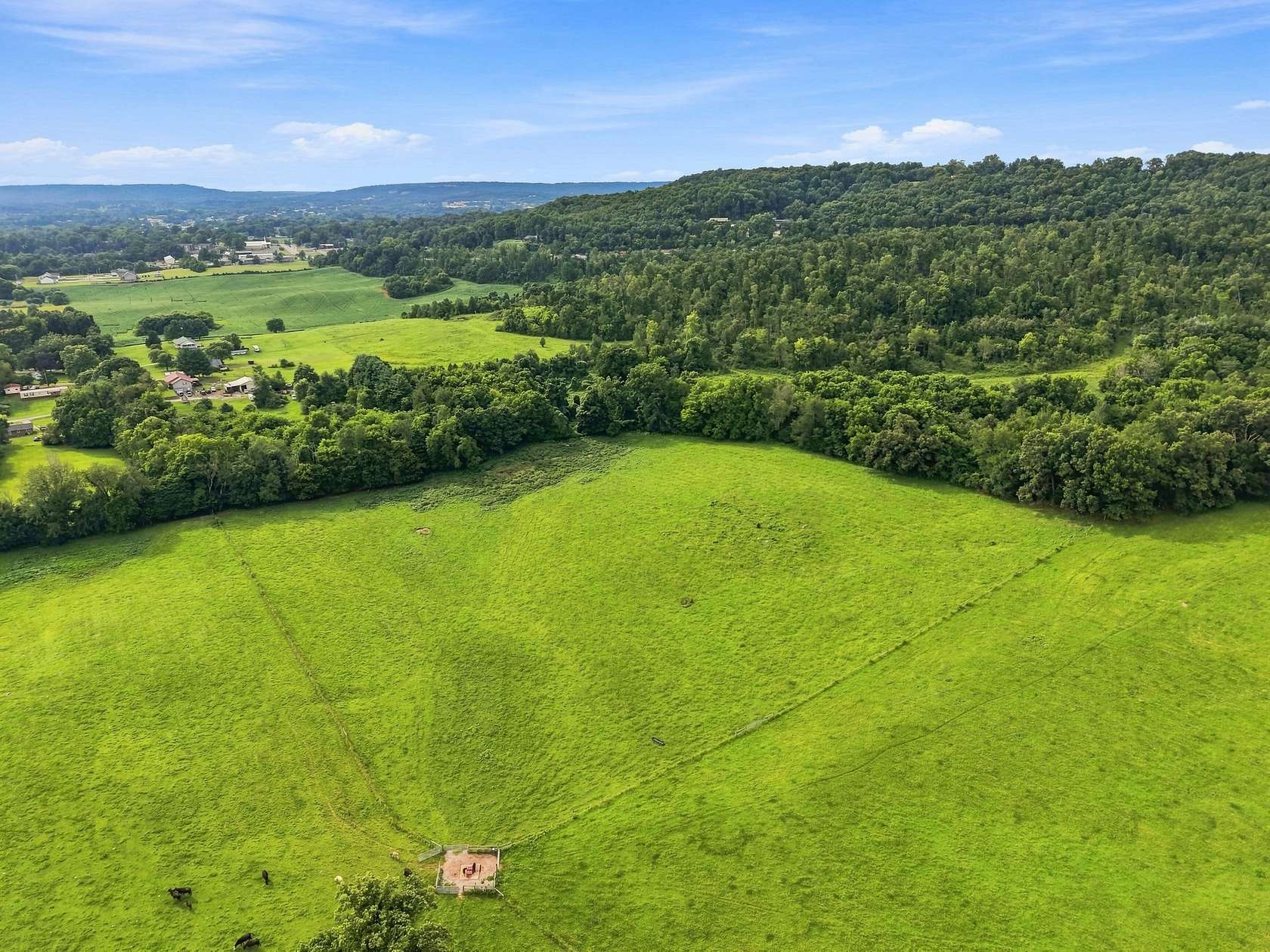 10.8 Acres of Land for Sale in Sparta, Tennessee