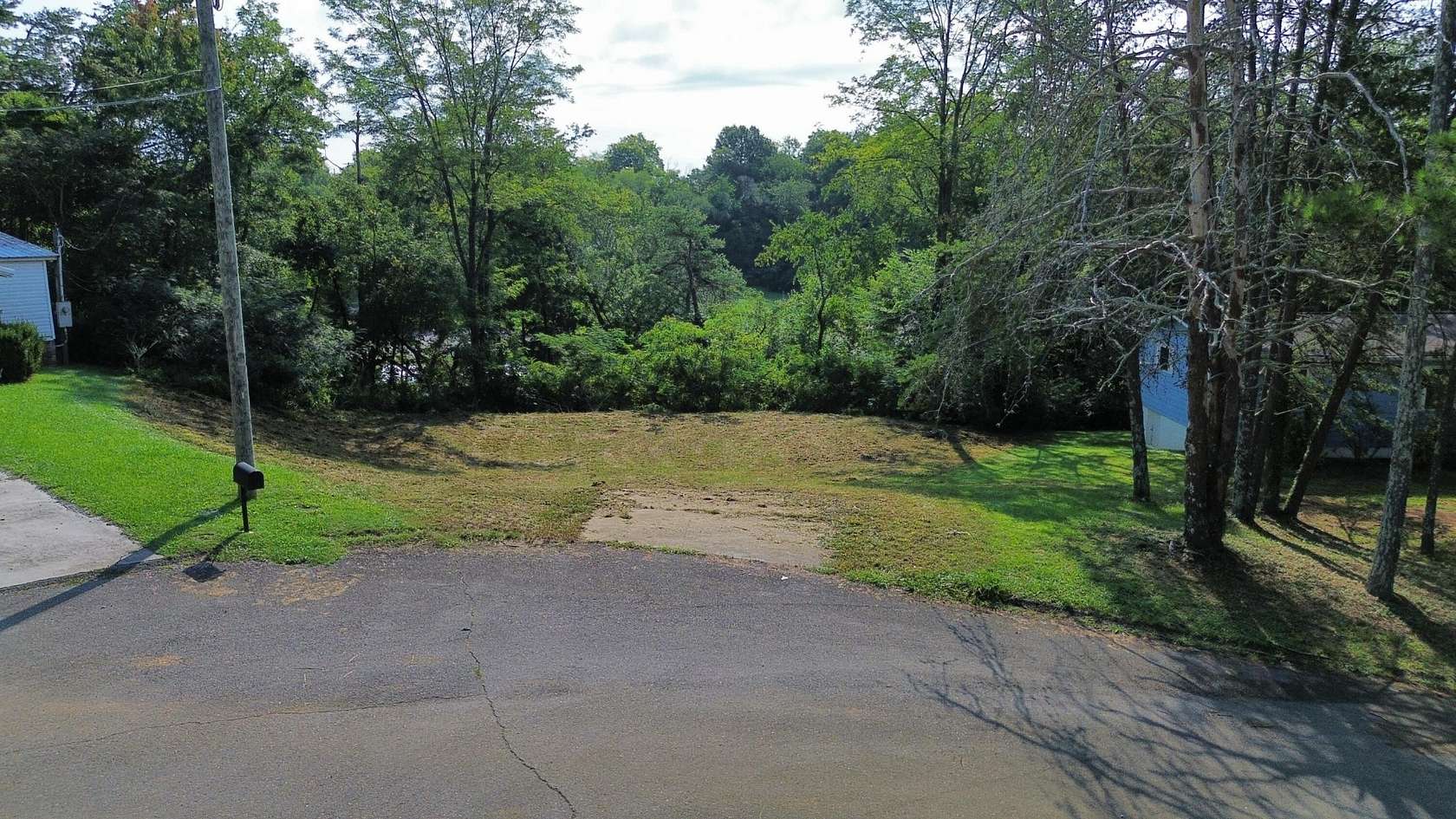 0.32 Acres of Residential Land for Sale in Athens, Tennessee