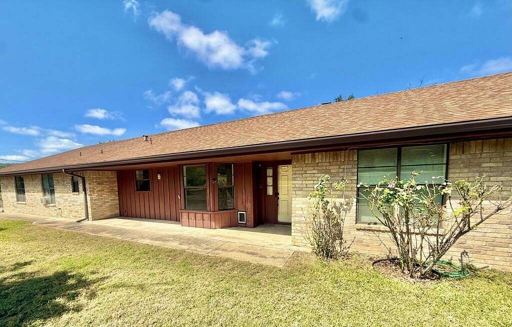 1.56 Acres of Land with Home for Sale in Kerrville, Texas