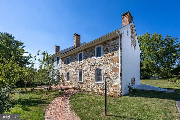 Land with Home for Lease in Exton, Pennsylvania
