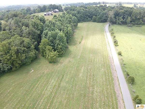 185 Acres of Land for Sale in Columbia, Kentucky