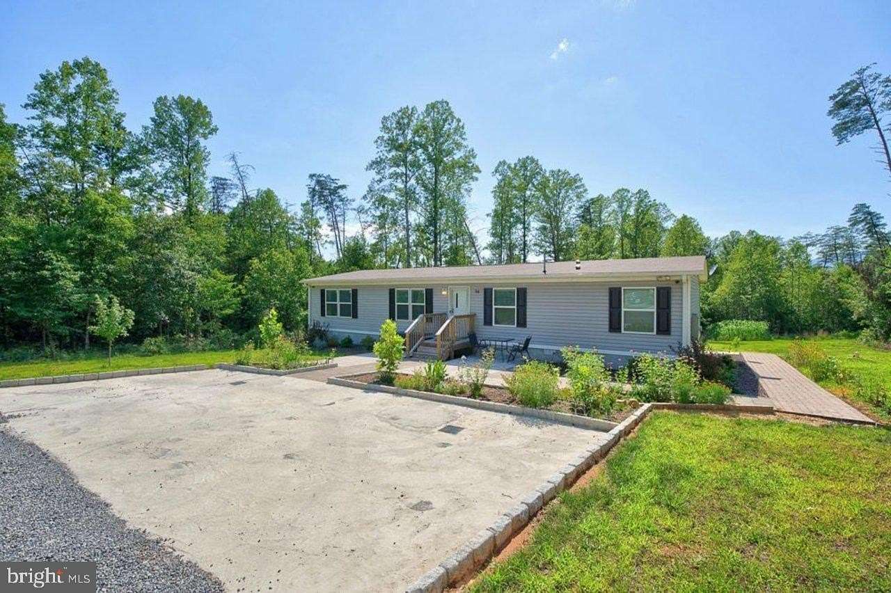 3.2 Acres of Land with Home for Sale in Stanardsville, Virginia