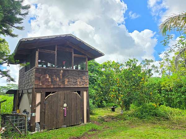 3 Acres of Land with Home for Sale in Kurtistown, Hawaii