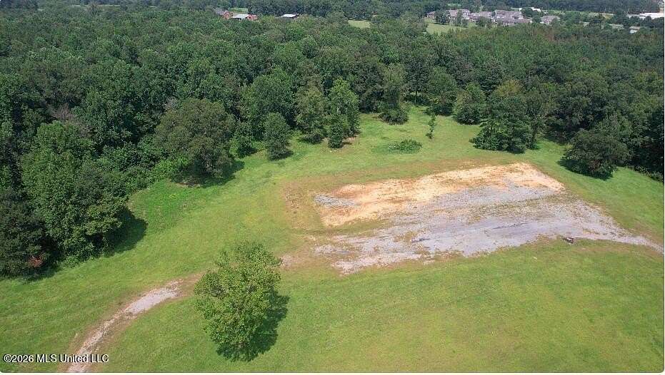 18 Acres of Commercial Land for Sale in Philadelphia, Mississippi