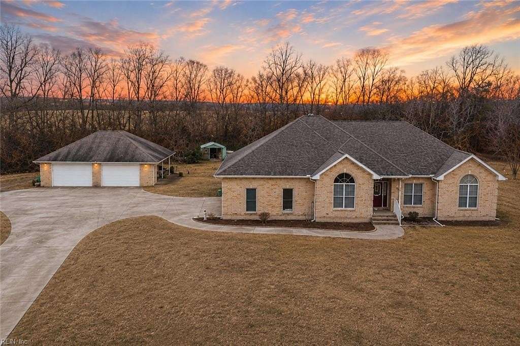1.52 Acres of Land with Home for Sale in Smithfield, Virginia