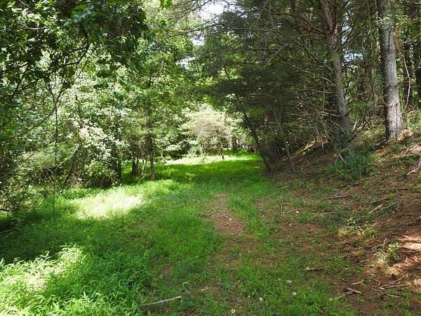 15 Acres of Land for Sale in Hillsville, Virginia