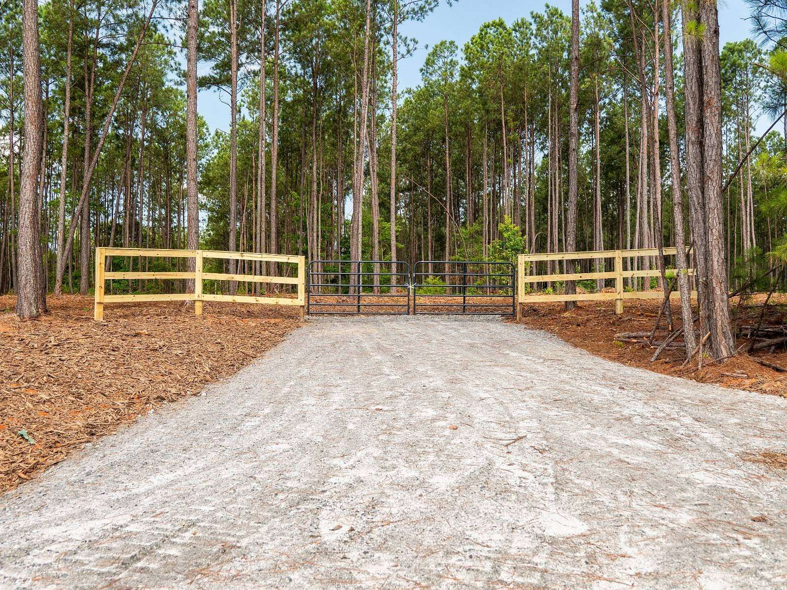 20.6 Acres of Land for Sale in Gray Court, South Carolina