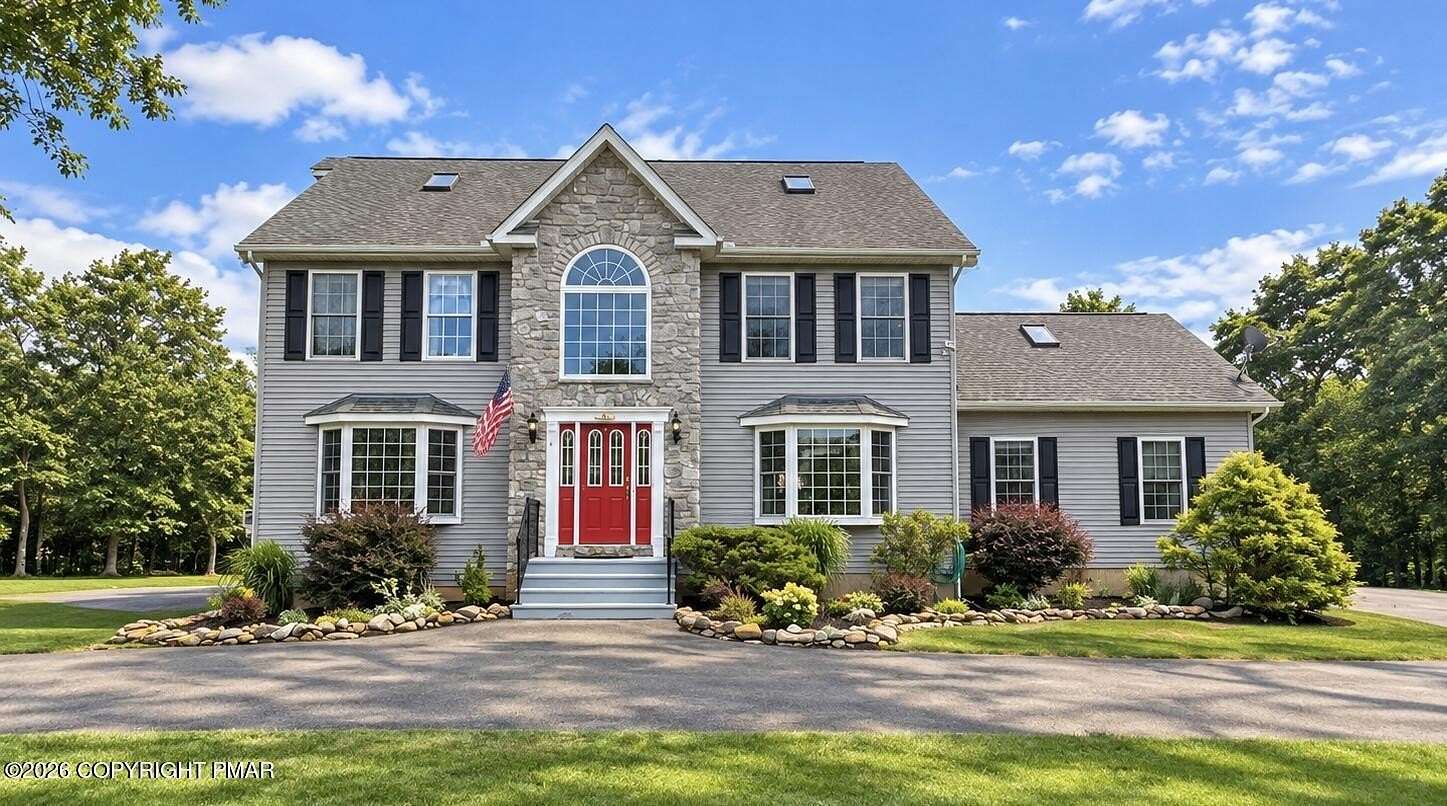 1.5 Acres of Land with Home for Sale in Albrightsville, Pennsylvania