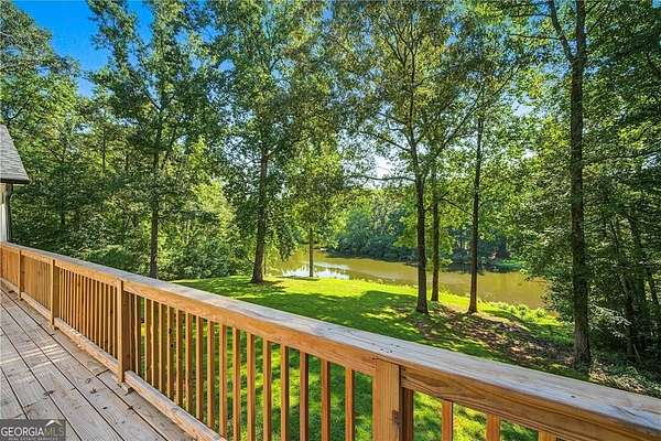 5.3 Acres of Land with Home for Sale in Chattahoochee Hills, Georgia