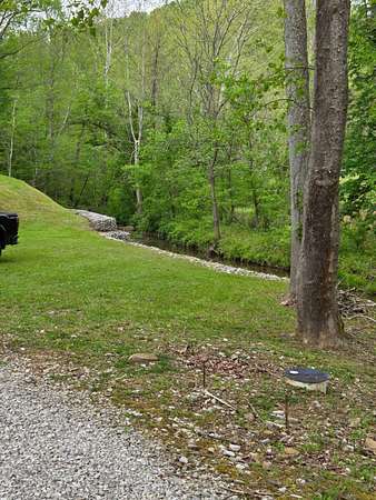 181 Acres of Land with Home for Sale in Clendenin, West Virginia