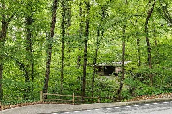 1.52 Acres of Land with Home for Sale in Atlanta, Georgia