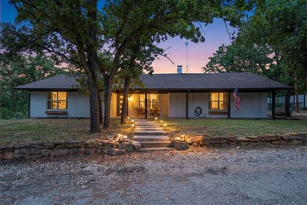2.13 Acres of Land with Home for Sale in Weatherford, Texas