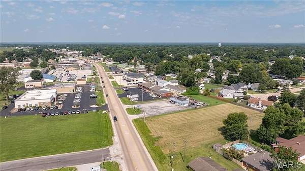 0.95 Acres of Commercial Land for Sale in Bethalto, Illinois