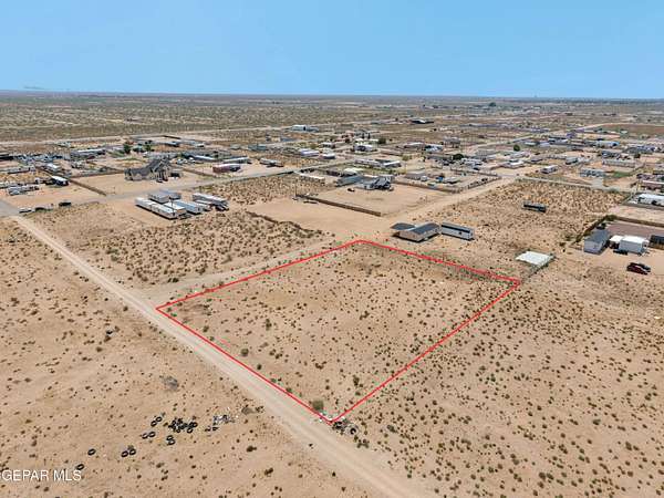 2 Acres of Residential Land for Sale in El Paso, Texas