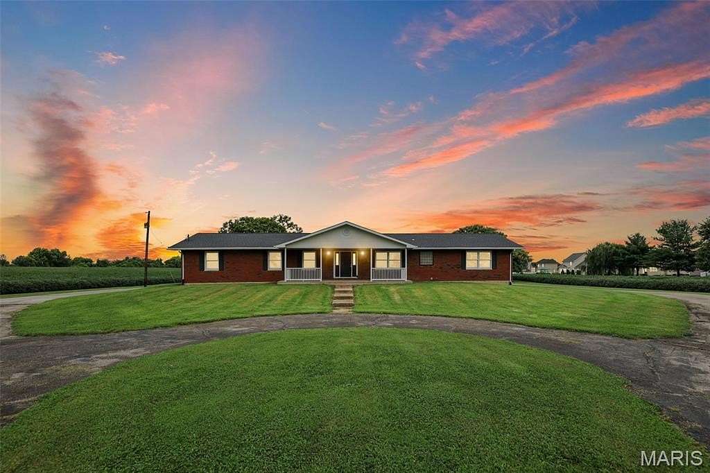 12.2 Acres of Land with Home for Sale in Glen Carbon, Illinois