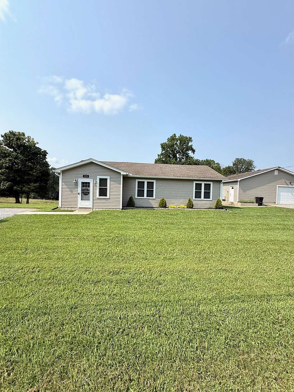 2 Acres of Land with Home for Sale in Ashland City, Tennessee