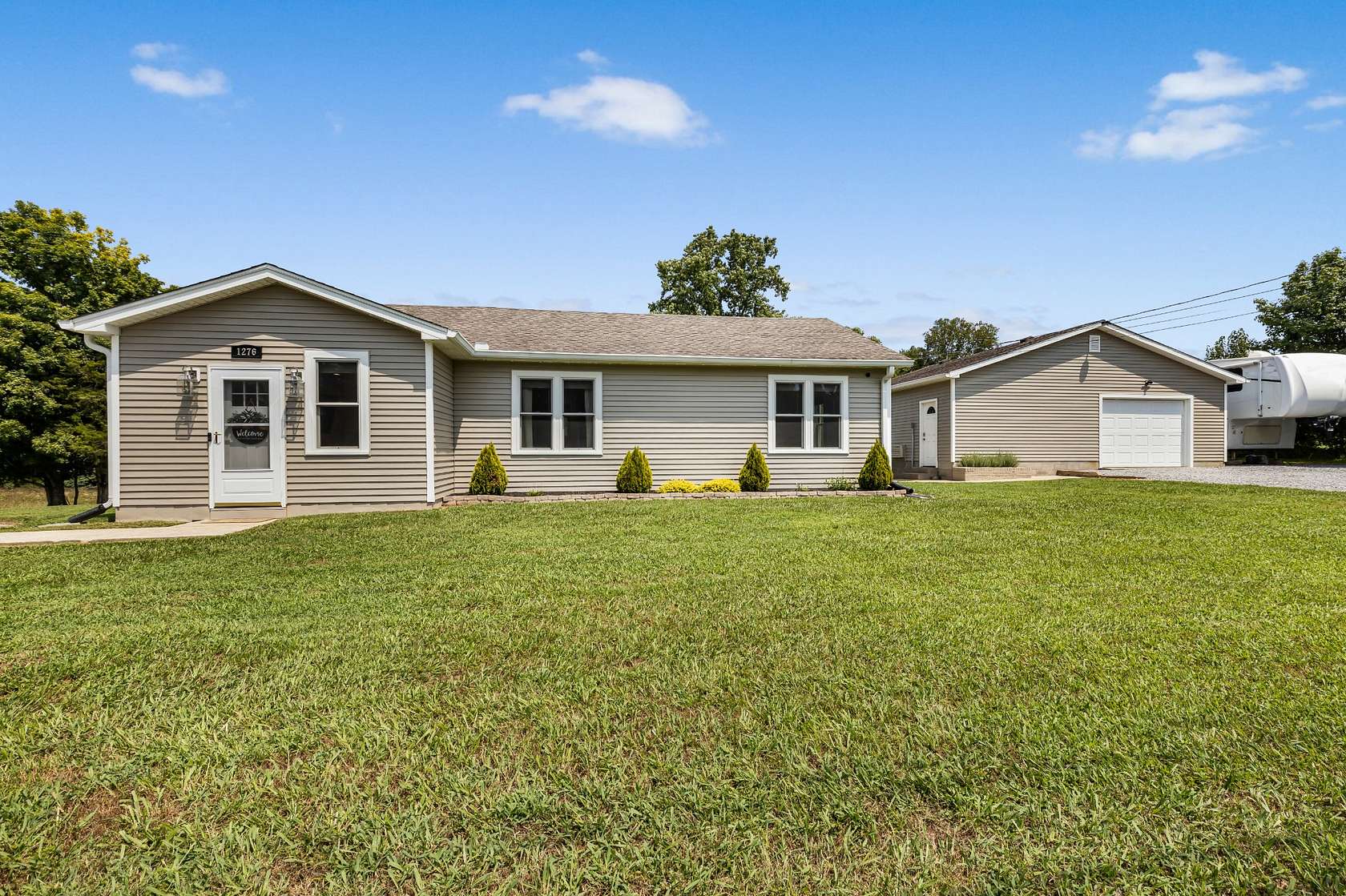 2 Acres of Land with Home for Sale in Ashland City, Tennessee