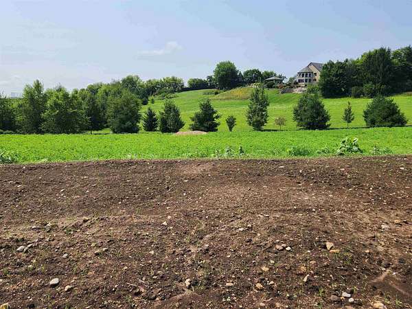 0.45 Acres of Residential Land for Sale in Waunakee, Wisconsin