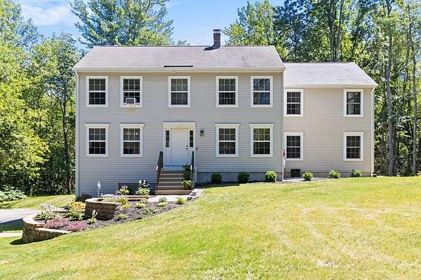 3.27 Acres of Land with Home for Sale in Freeport, Maine