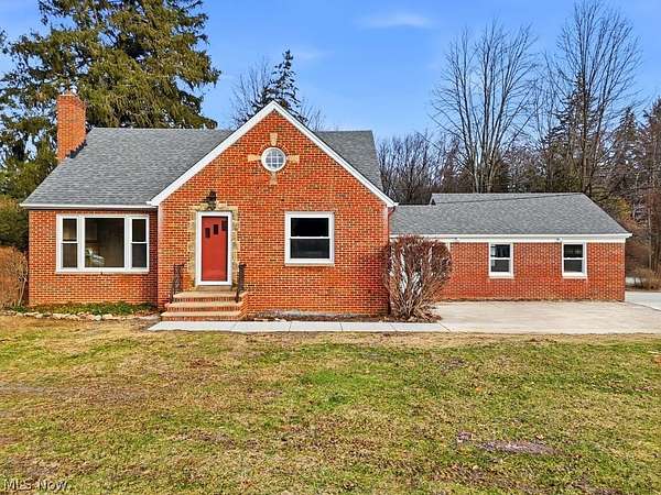2.83 Acres of Land with Home for Lease in Independence, Ohio