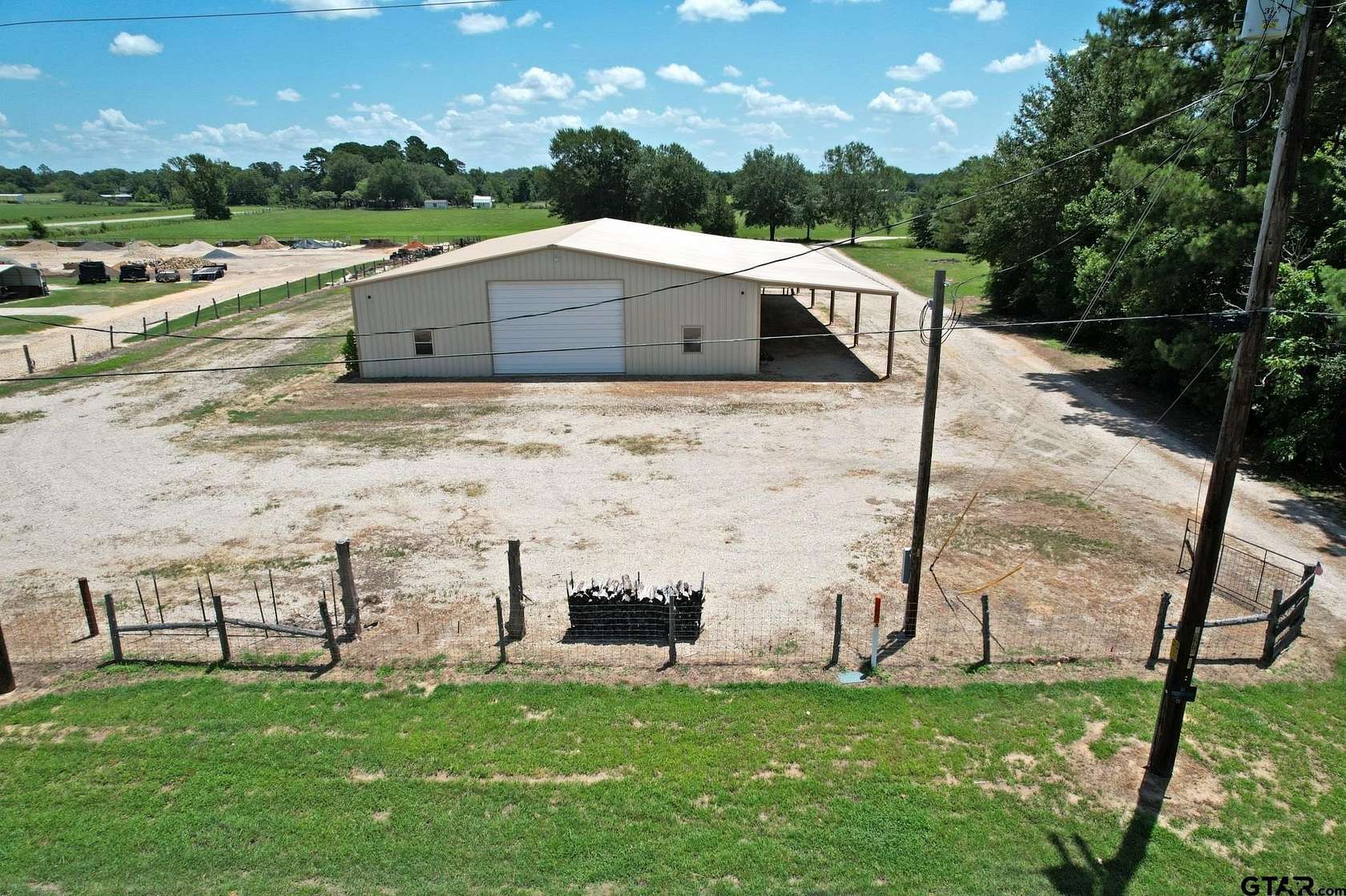 1.7 Acres of Improved Commercial Land for Sale in Quitman, Texas